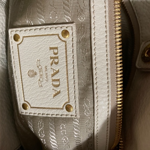 PRADA Tote - Picture 5 of 6